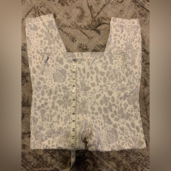 lululemon Align™ High-Rise Pant 25" size 8 - Picture 6 of 10